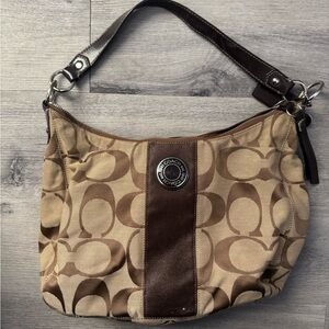 Coach Signature Hampton Shoulder Bag